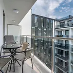With Garage And Balcony In Center * Budapesta