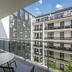 With Garage And Balcony In Center Apartament *