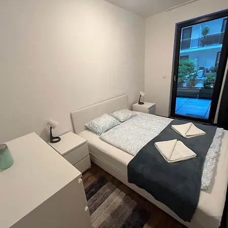 With Garage And Balcony In Center Apartament